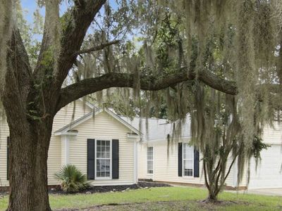 201 Smithfield Avenue, Summerville, SC 29485