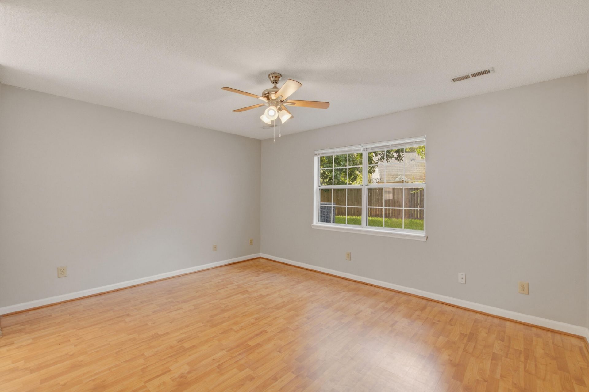 201 Smithfield Avenue Photo 20