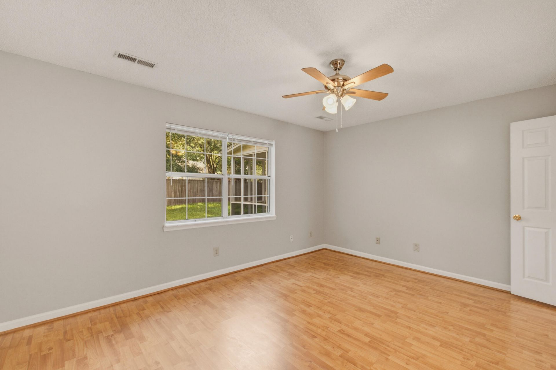 201 Smithfield Avenue Photo 21