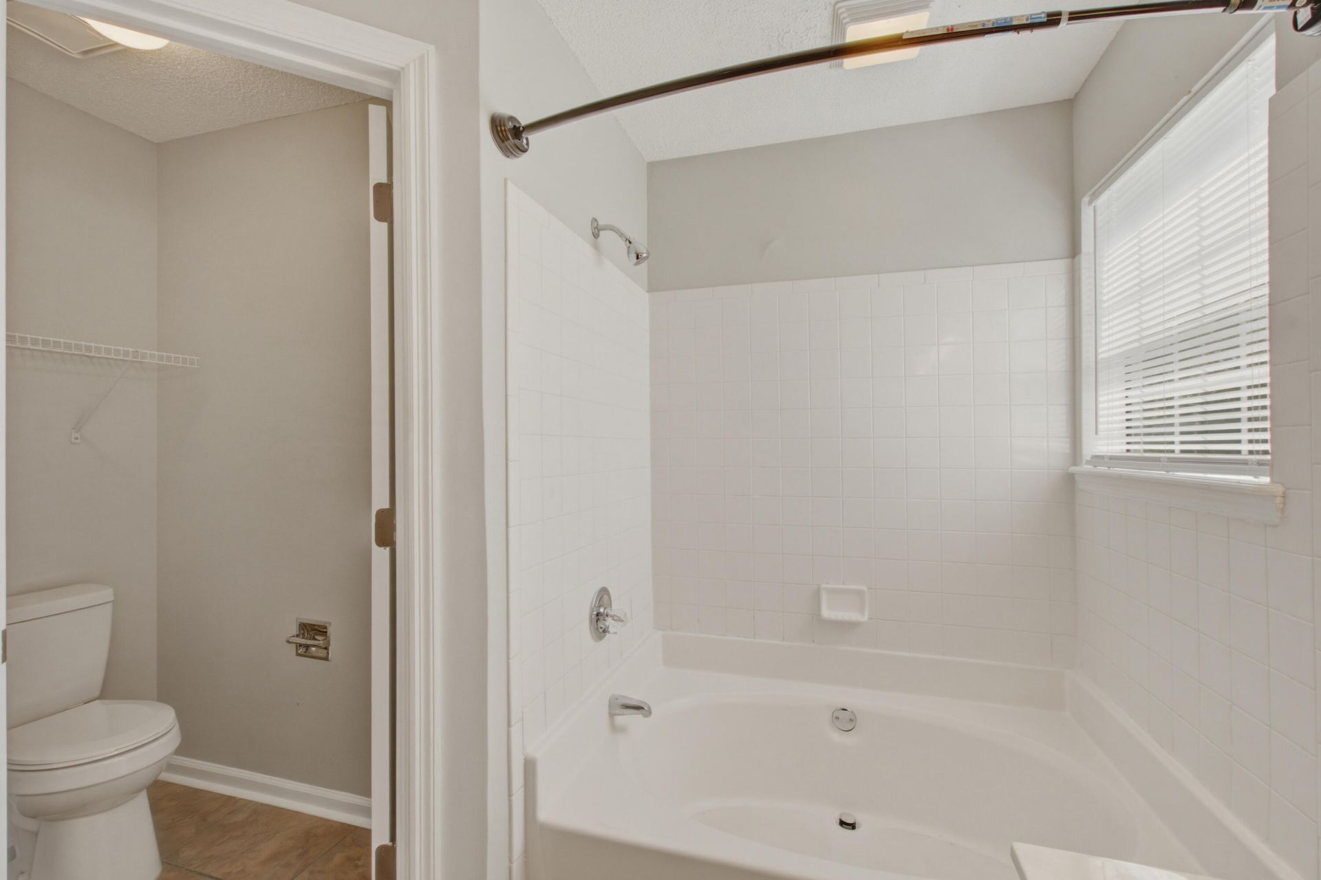 201 Smithfield Avenue Photo 25