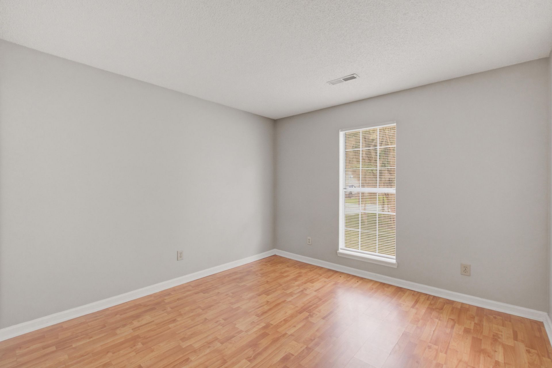 201 Smithfield Avenue Photo 30
