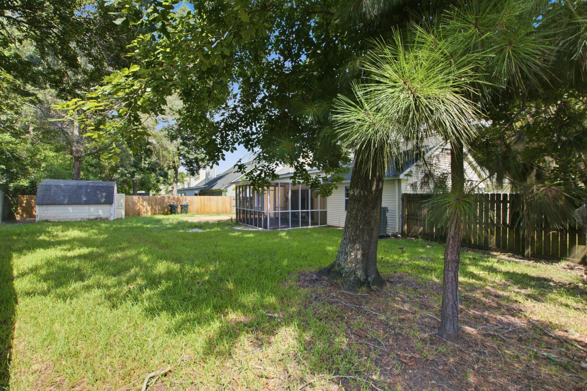 201 Smithfield Avenue Photo 34