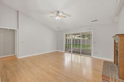 201 Smithfield Avenue photo 4
