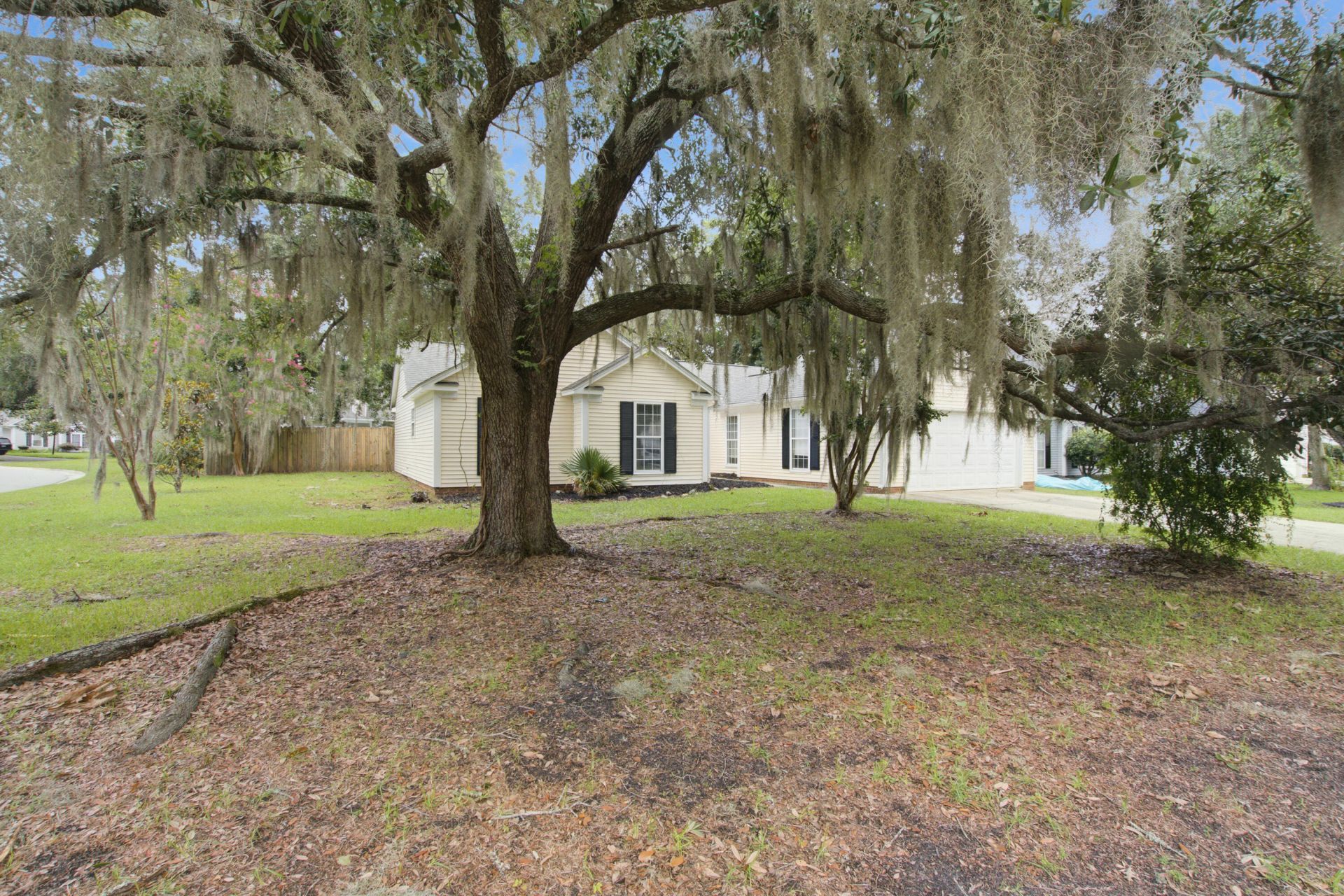201 Smithfield Avenue Photo 40