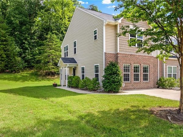 6518 Ashebrook Drive , High Point, NC 27265