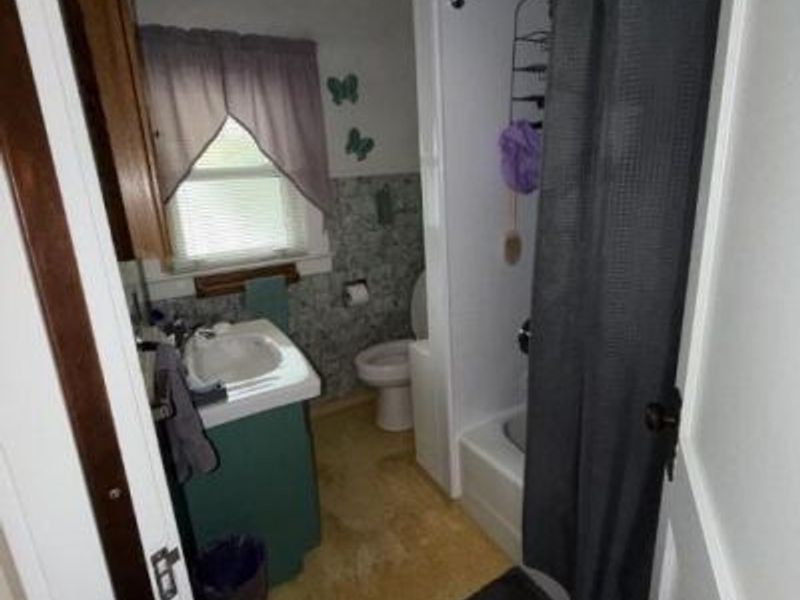 1825 Jermain Drive , Toledo, OH 43606 Photo 18