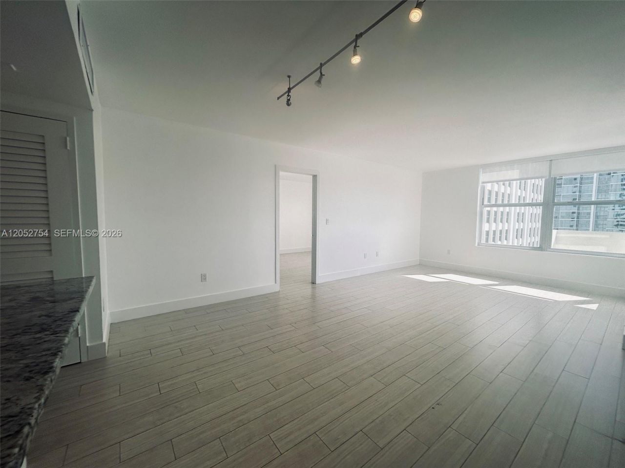 2899 Collins Ave, Unit 724, Miami Beach, FL 33140 Photo