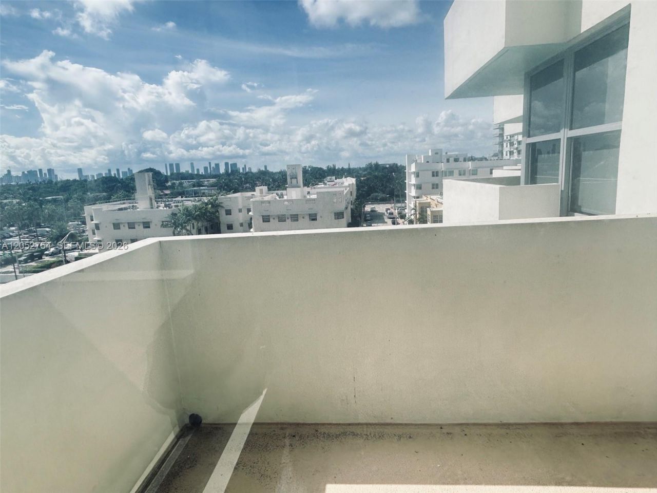 2899 Collins Ave, Unit 724, Miami Beach, FL 33140 Photo
