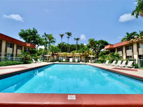 10447 SW 108th Ave , Unit 270, Miami, FL 33176
