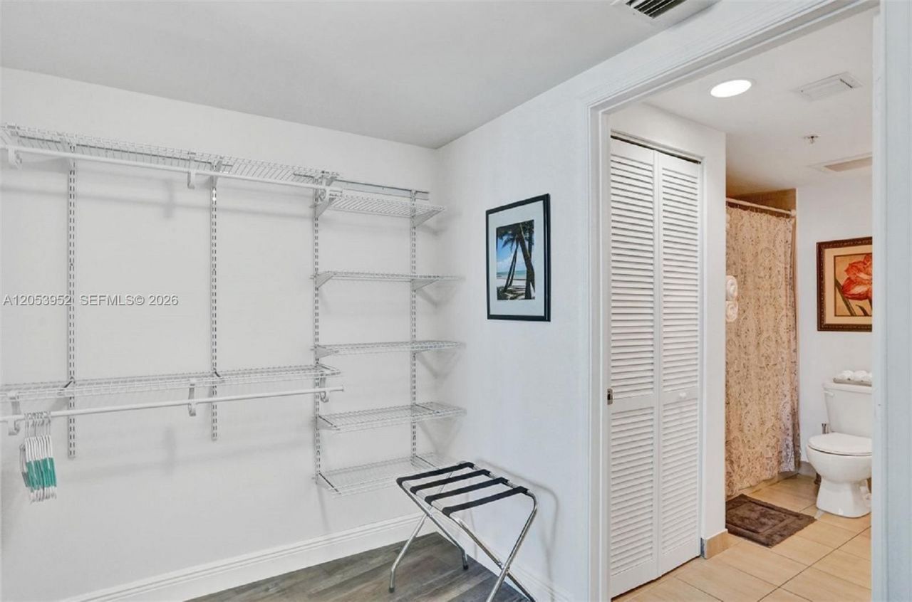 1750 N Bayshore Dr , Unit 2911, Miami, FL 33132 Photo