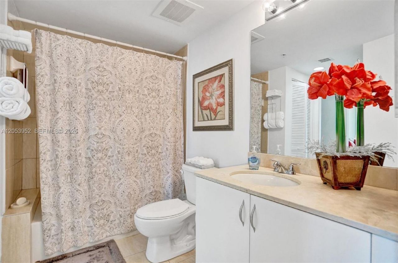 1750 N Bayshore Dr , Unit 2911, Miami, FL 33132 Photo