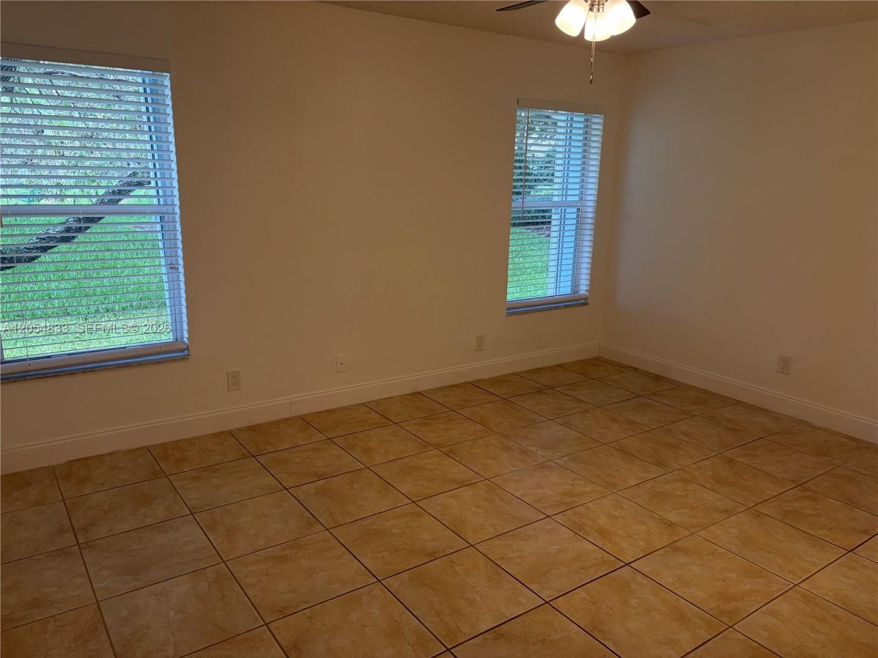 9020 N Lake Park Cir N , Davie, FL 33328 Photo