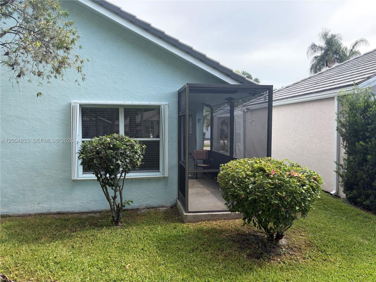 9020 N Lake Park Cir N , Davie, FL 33328 Photo