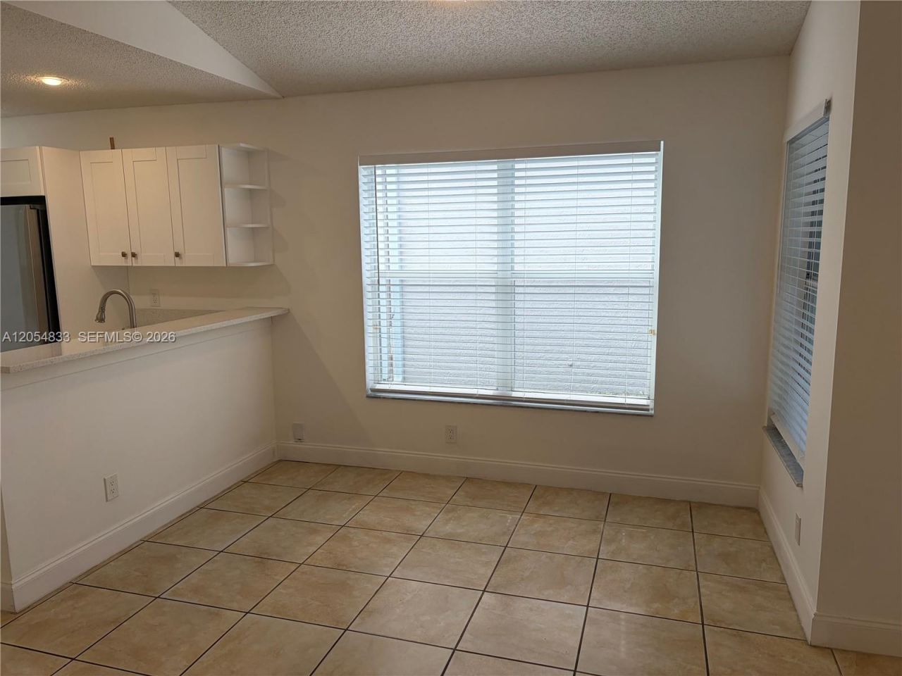 9020 N Lake Park Cir N , Davie, FL 33328 Photo