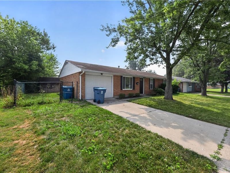7617 Sebring Drive, Huber Heights, OH 45424 Photo 2