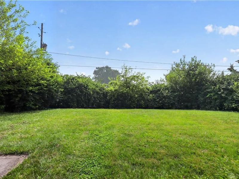 7617 Sebring Drive, Huber Heights, OH 45424 Photo 6