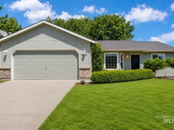 1042 N Stonehenge Way, Meridian, ID 83642