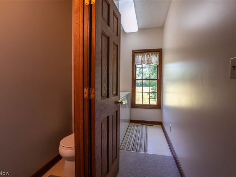 1807 Smith Kramer Street NE, Hartville, OH 44632 Photo 33