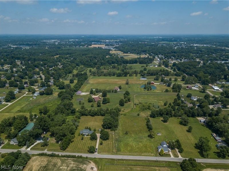 1807 Smith Kramer Street NE, Hartville, OH 44632 Photo 43