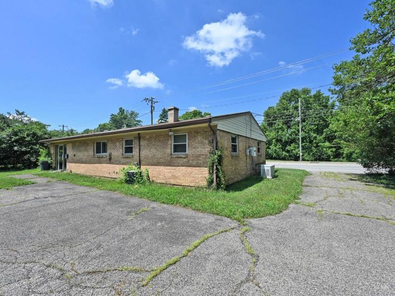 8038 Winton Road, Springfield Twp., OH 45224 Photo 11