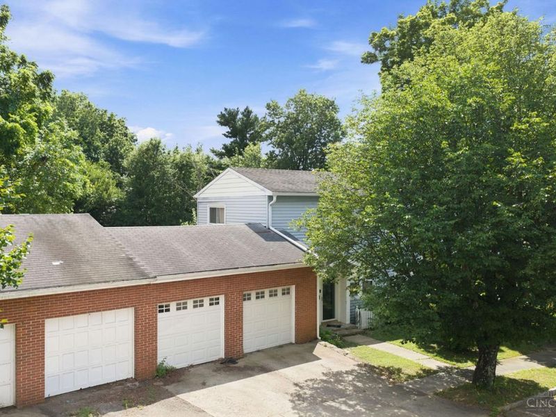 5 Briarwood Lane, Greenhills, OH 45218 Photo 48