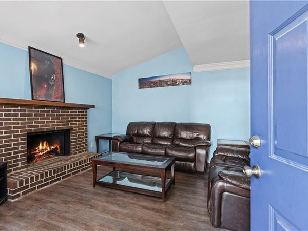 547 Picketts Bend Circle, Marietta, GA 30008