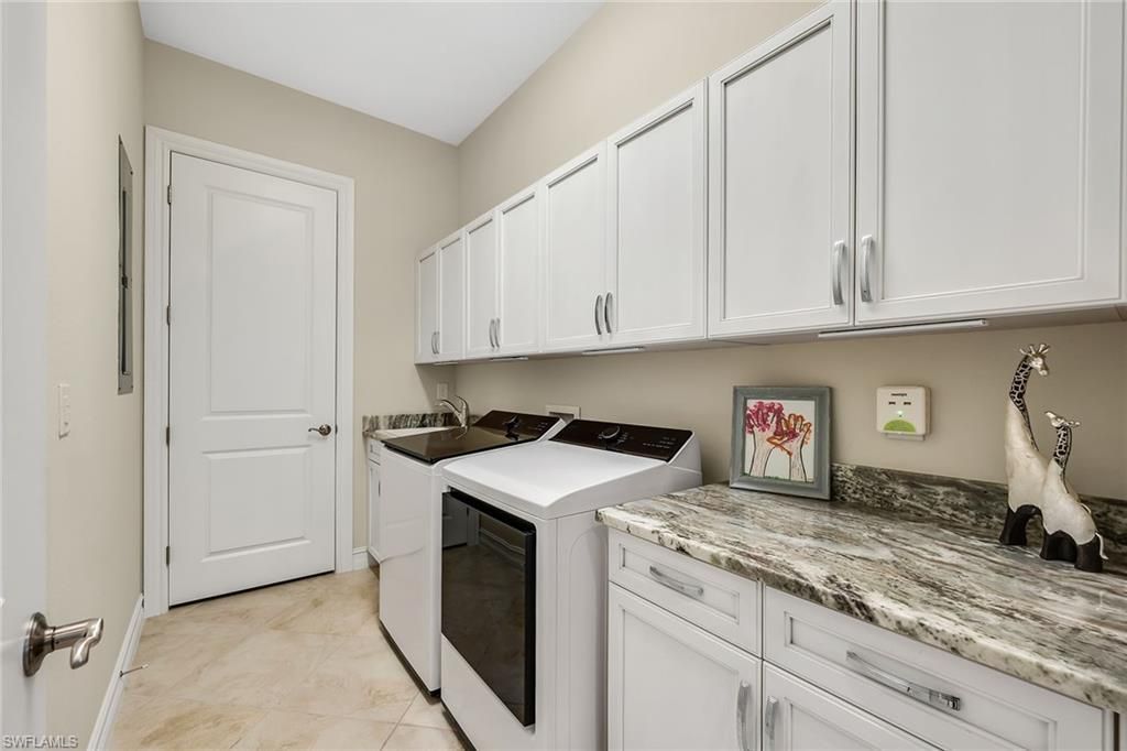 7825 Hawthorne Dr , Unit 2104, Naples, FL 34113 Photo