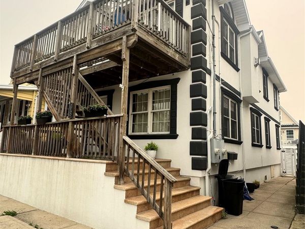 68 Brookline Avenue , Unit upper, East Atlantic Beach, NY 11561