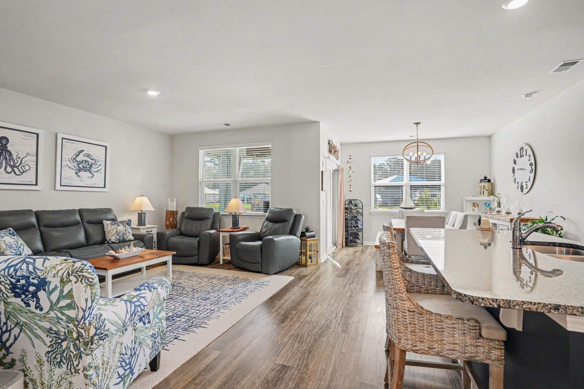 479 Samara Dr.  Photo 10