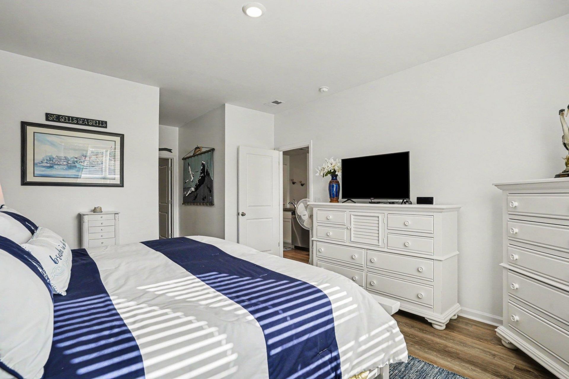 479 Samara Dr.  Photo 16