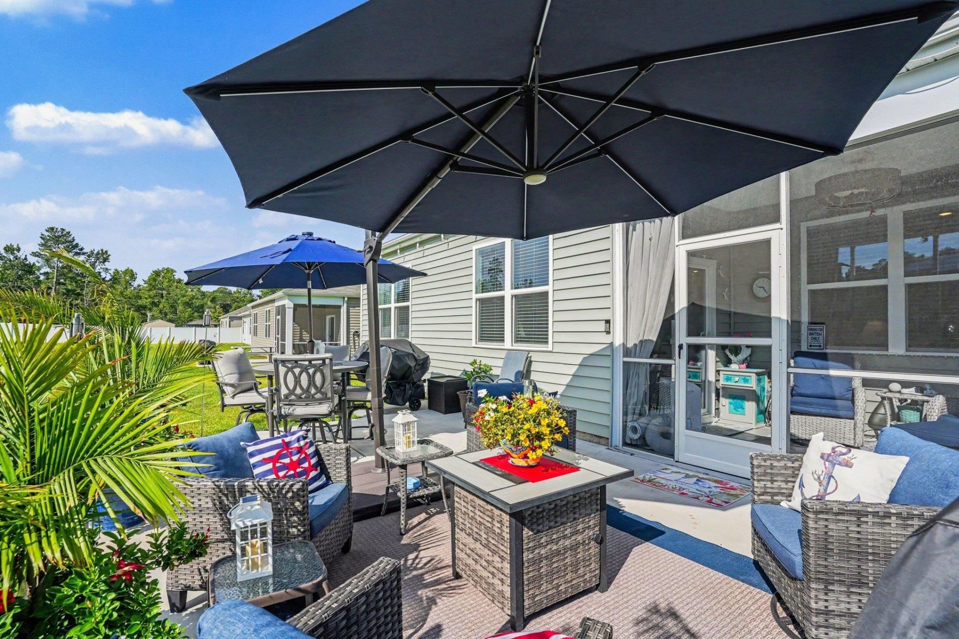 479 Samara Dr.  Photo 29