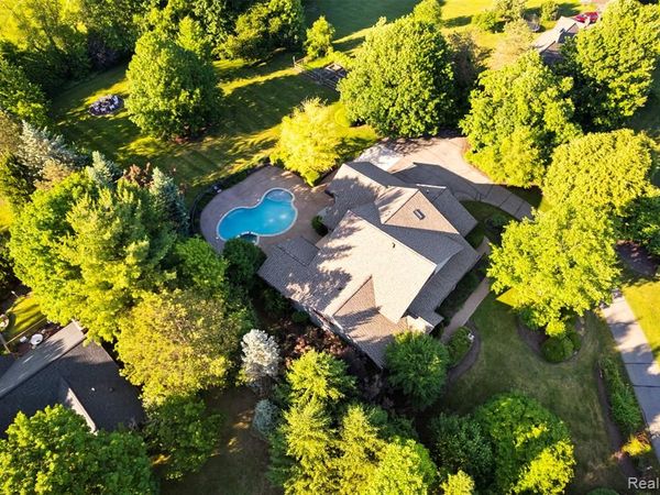 8861 Pleasantview , Salem Twp, MI 48168