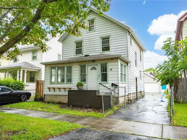19 Depew Street , Rochester, NY 14611
