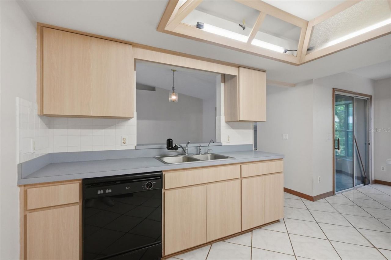 1325 W Sorrento Drive , Citrus Springs, FL 34434 Photo