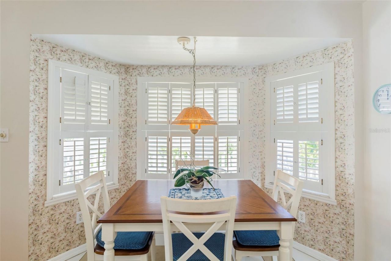 835 49th Avenue N, Saint Petersburg, FL 33703 Photo