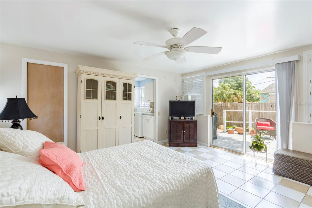 835 49th Avenue N, Saint Petersburg, FL 33703 Photo