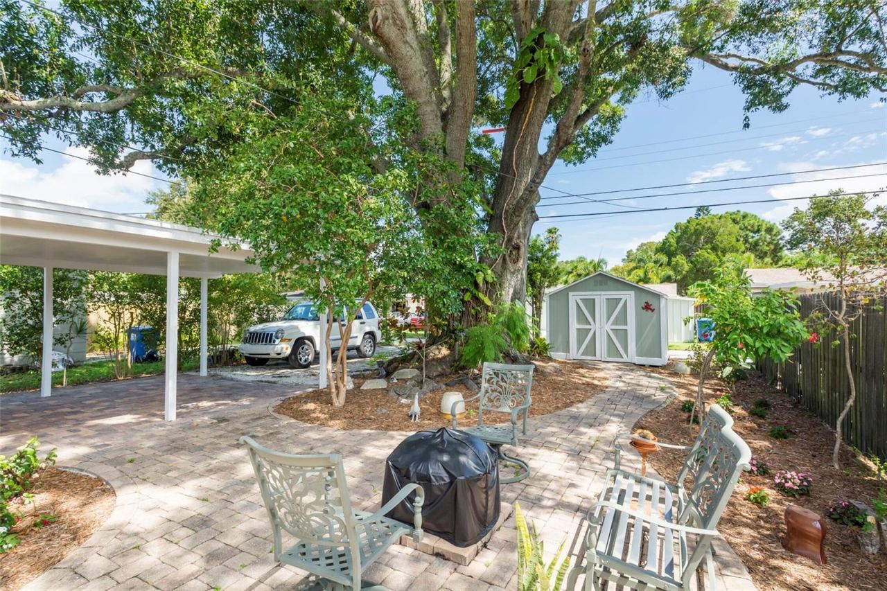 835 49th Avenue N, Saint Petersburg, FL 33703 Photo
