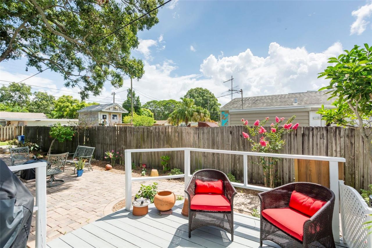 835 49th Avenue N, Saint Petersburg, FL 33703 Photo