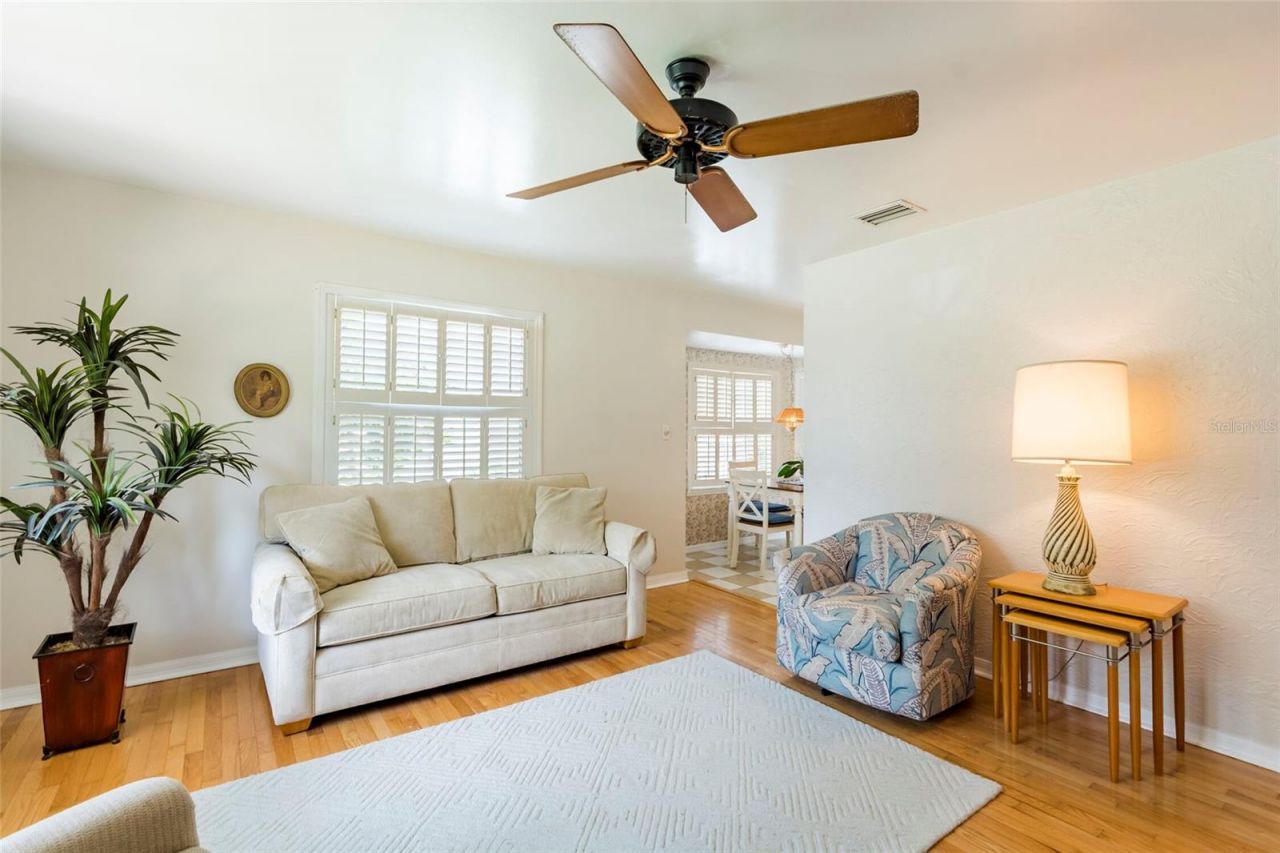 835 49th Avenue N, Saint Petersburg, FL 33703 Photo