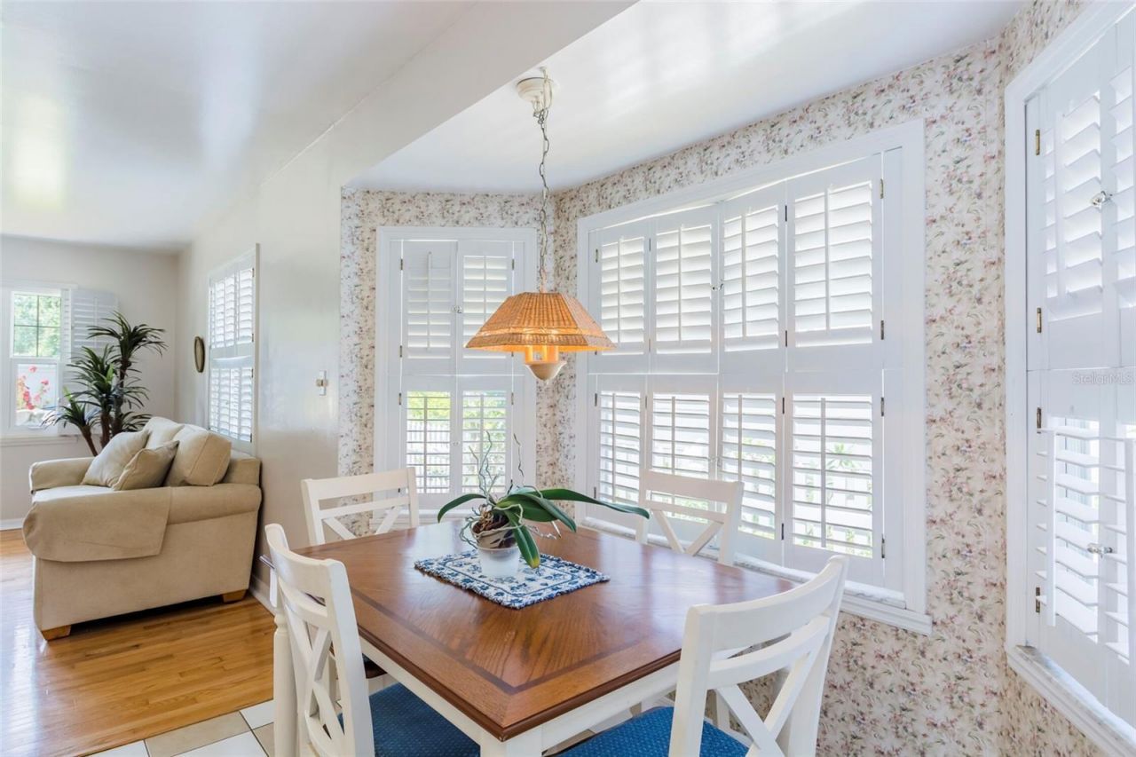 835 49th Avenue N, Saint Petersburg, FL 33703 Photo
