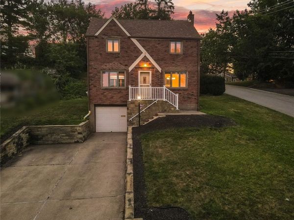 1041 Dallett Road , Pittsburgh, PA 15227