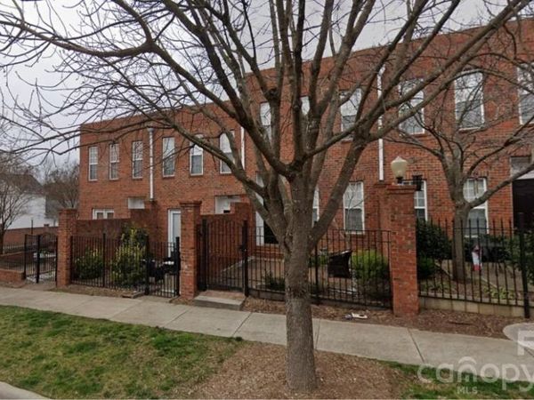 5732 Village Drive NW, Concord, NC 28027