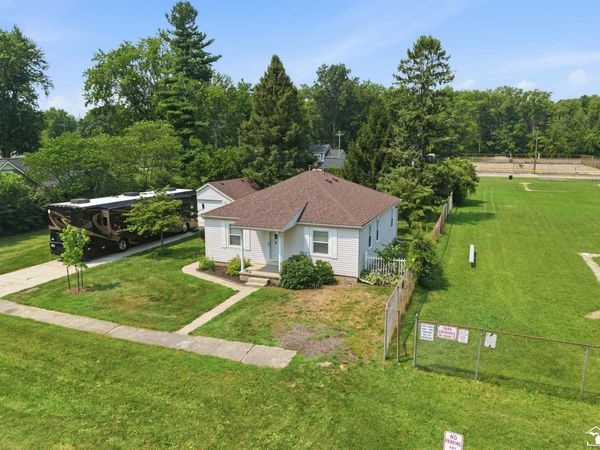 12891 Crane Street, Carleton, MI 48117