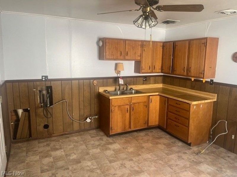 3613 146th Street, Toledo, OH 43611 Photo 8