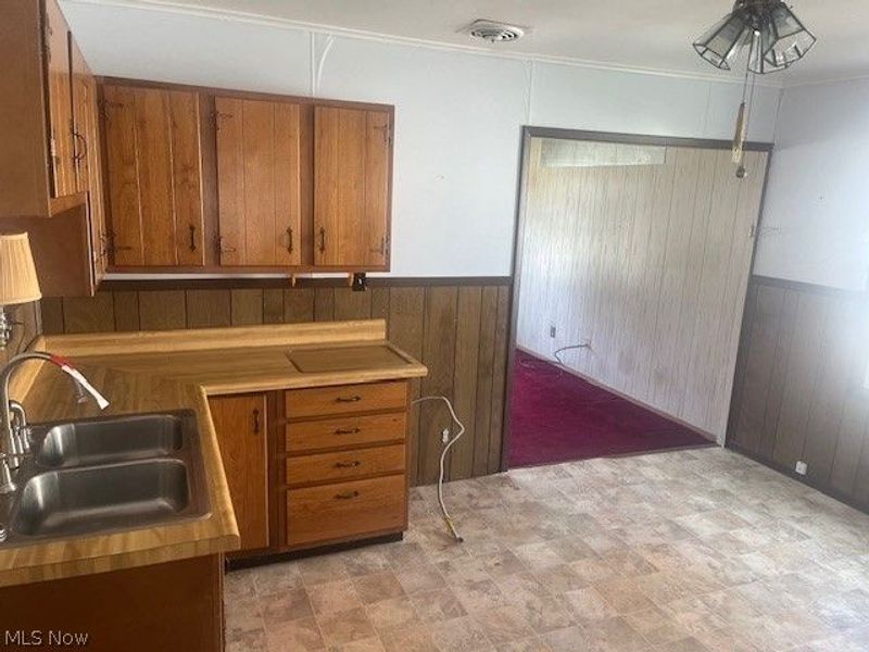 3613 146th Street, Toledo, OH 43611 Photo 9