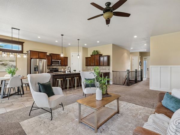 520 Timberview Drive, Adel, IA 50003