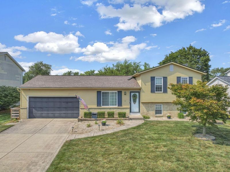 2334 Park Ridge Drive , Grove City, OH 43123 Photo 1