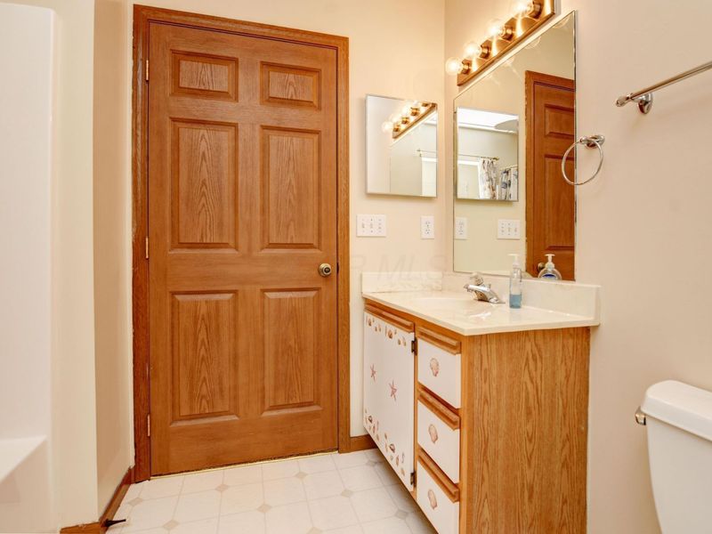 279 Goosepond Road , Unit D, Newark, OH 43055 Photo 24
