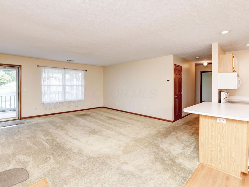 279 Goosepond Road , Unit D, Newark, OH 43055 Photo 5