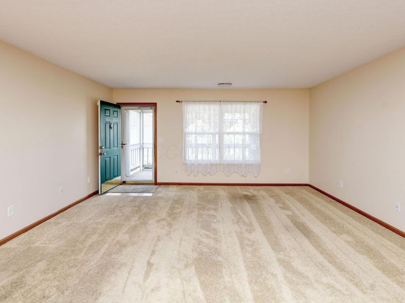 279 Goosepond Road , Unit D, Newark, OH 43055 Photo 6